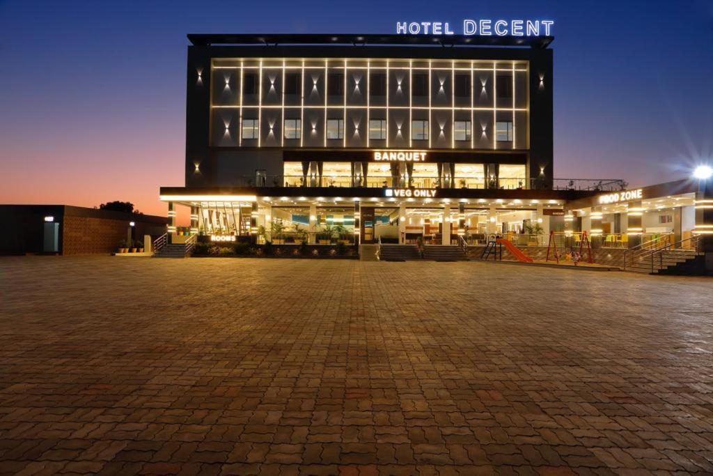 Hotel Decent Unjha Exterior foto
