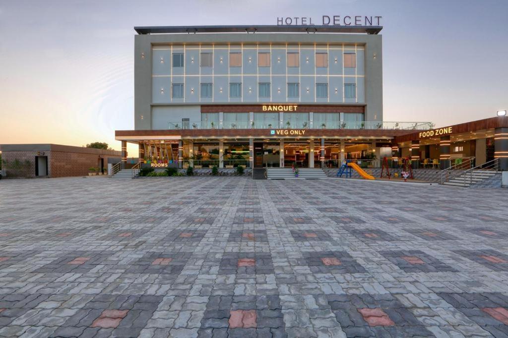 Hotel Decent Unjha Exterior foto