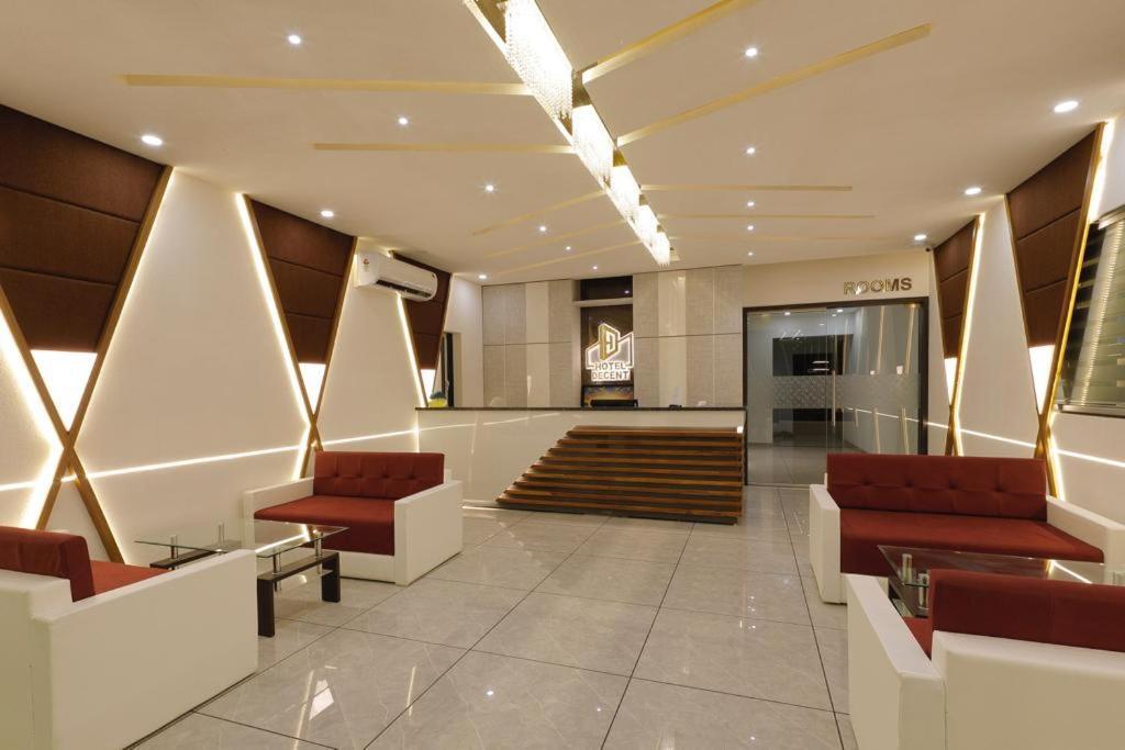 Hotel Decent Unjha Exterior foto